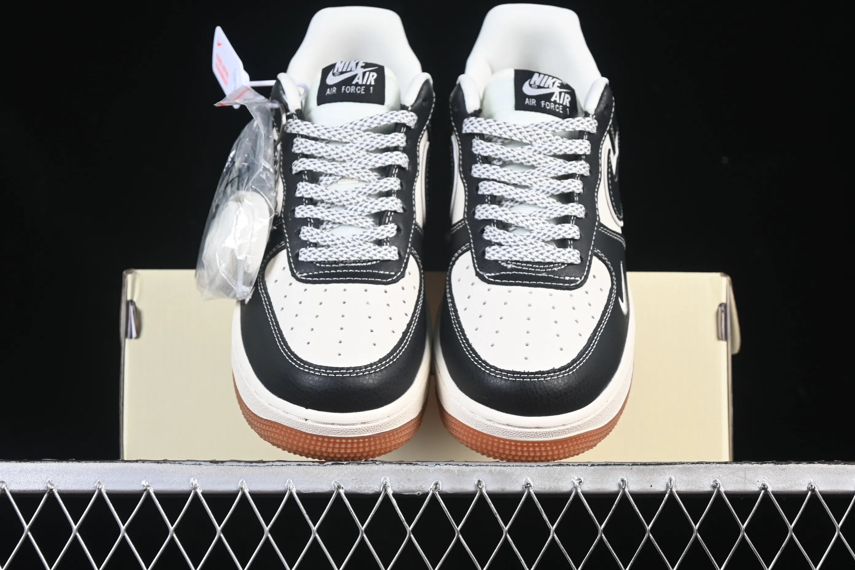 All categories Nk Air Force 1 Air Force series Nk Air Force 1 Low Air Force low-top Nike Air Force 1'07 Low Stusi co-branded beige rubber sole Air Force 1 low-top casual sneakers DD1982-323